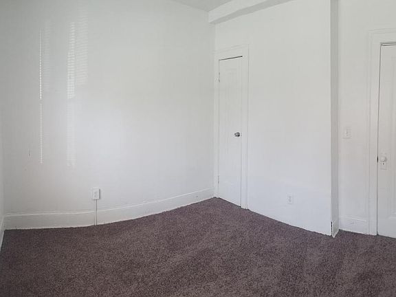 3rd image of 3401 E 147th St APT 7