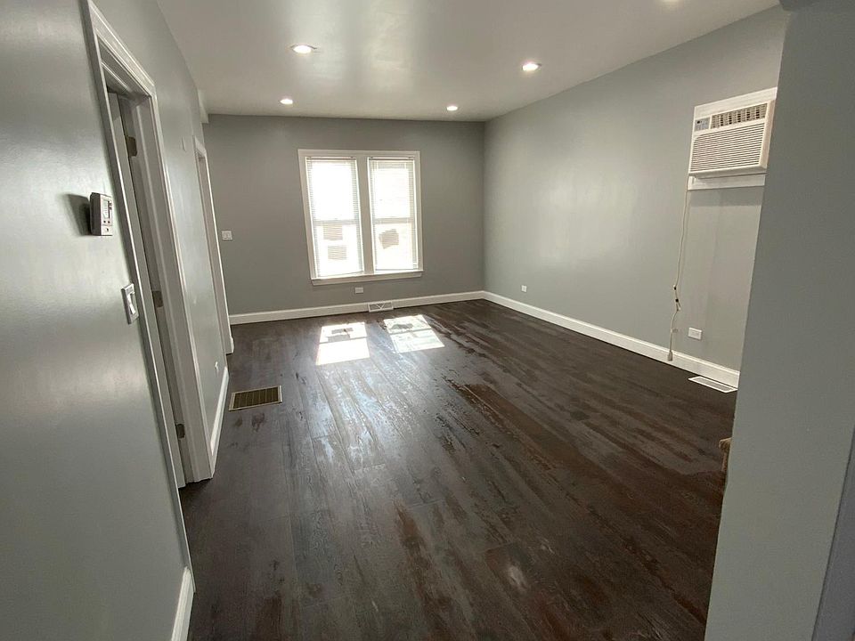 1st image of 2612 Jackson Ave