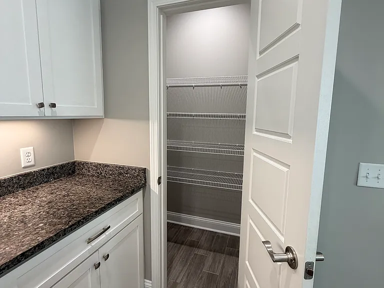 148 The Villas Way — Photo 31