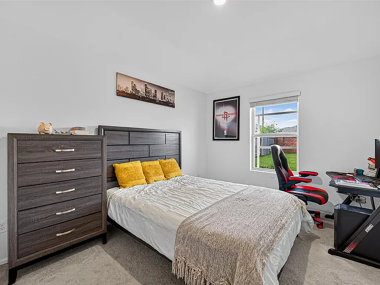 27222 Woodridge Glen Dr — Photo 31