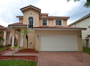 228 NW 107th Ave, Hollywood, FL 33026