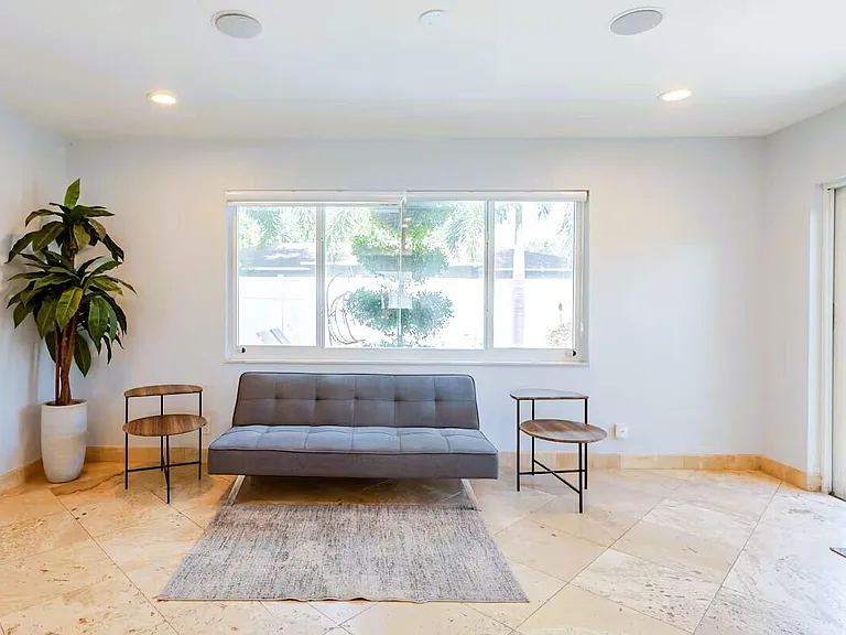 6741 NW 26th Way — Photo 5