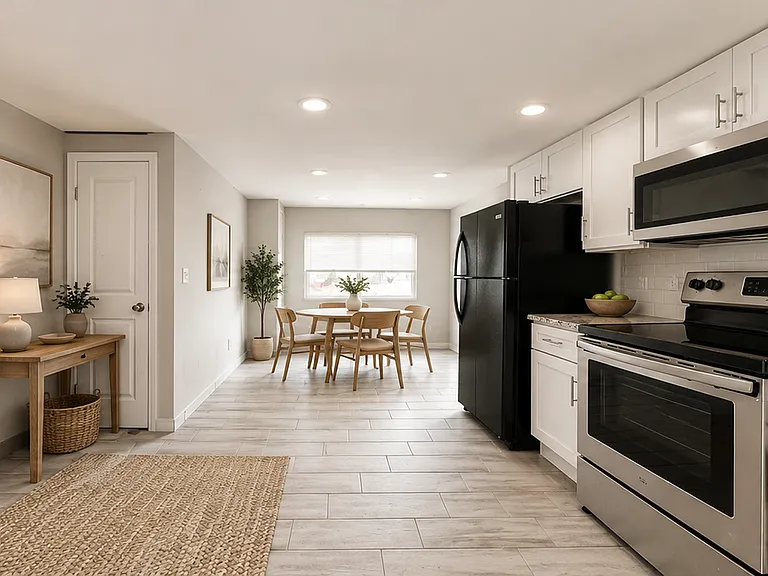 634 May Place — Photo 1