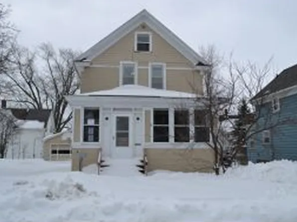 521 McColm St, Plymouth, WI 53073