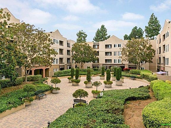 3rd image of 3440 Lebon Dr APT 4112