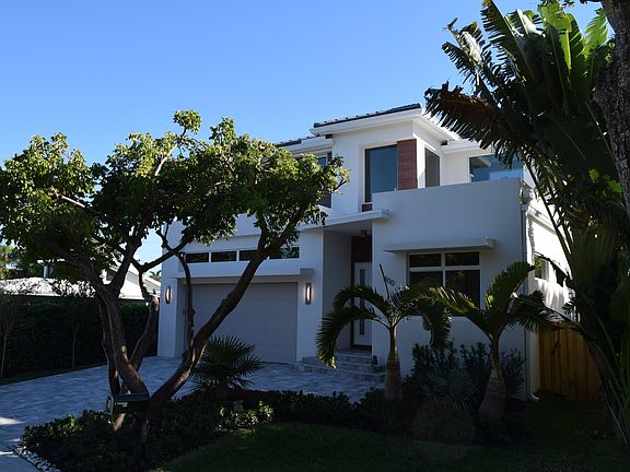 5th image of 800 Ponce De Leon Dr