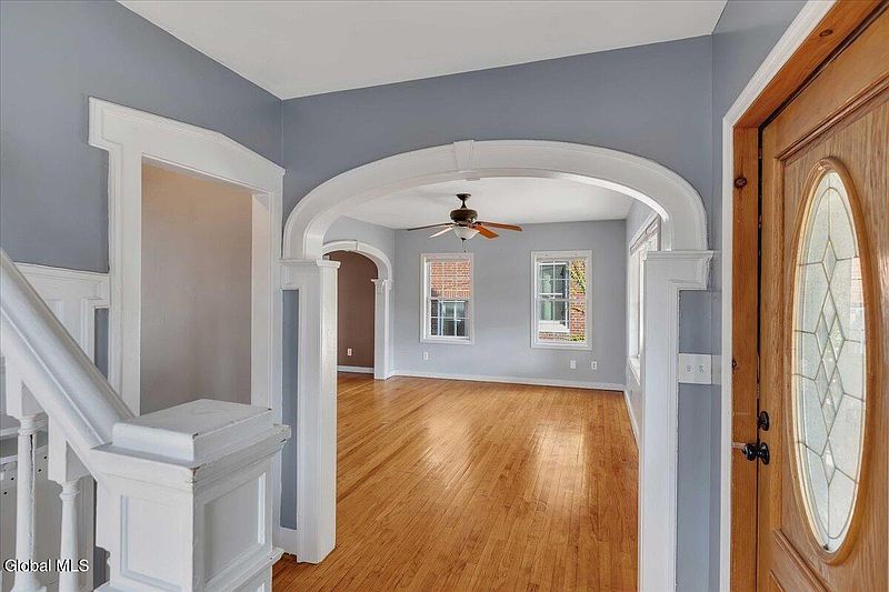 5th image of 1659 Eastern Parkway