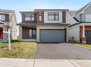 848 Snowdrop Cres, Ottawa, ON K1T 0S2