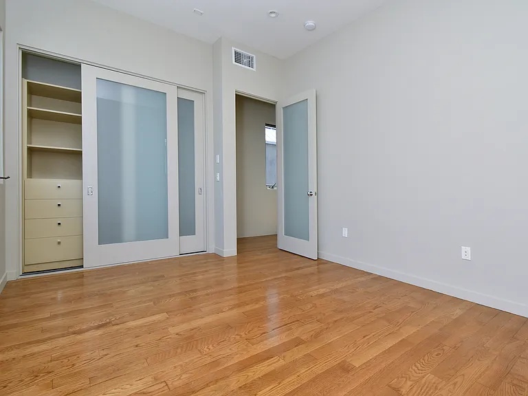 744 Marine St — Photo 33
