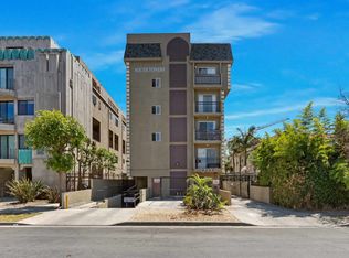 South Towers on Harold Way, Los Angeles, CA 90027