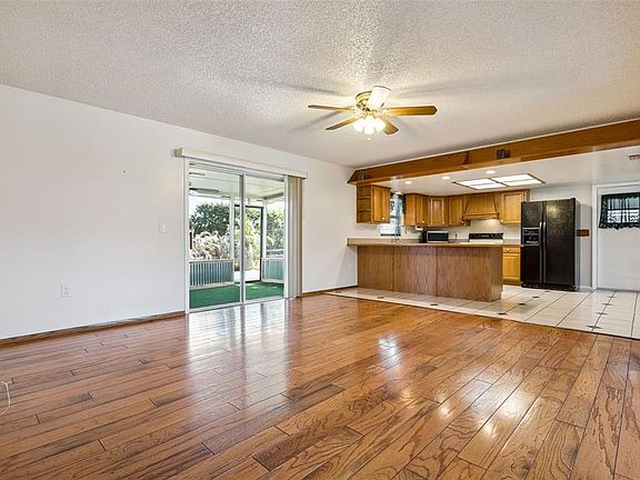 5th image of 4101 Playa Ct