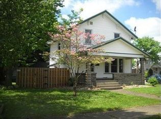 938 Race St, Dover, OH