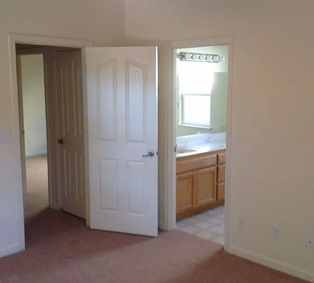3134 W Lucich Dr — Photo 9