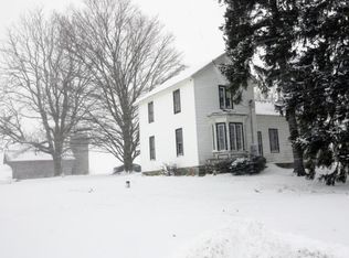 104 Buffalo Rd, Galien, MI 49113