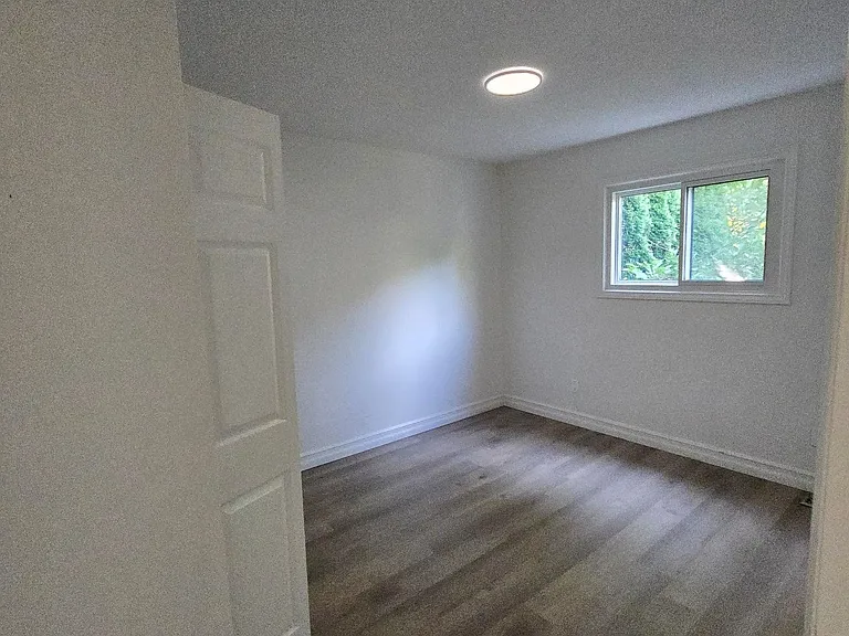 901 Lawson Rd — Photo 9