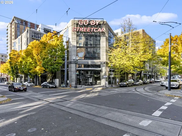 1030 NW 12th Ave, Portland, OR 97209