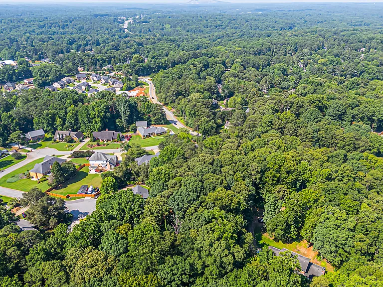 520 Arnold Rd — Photo 44