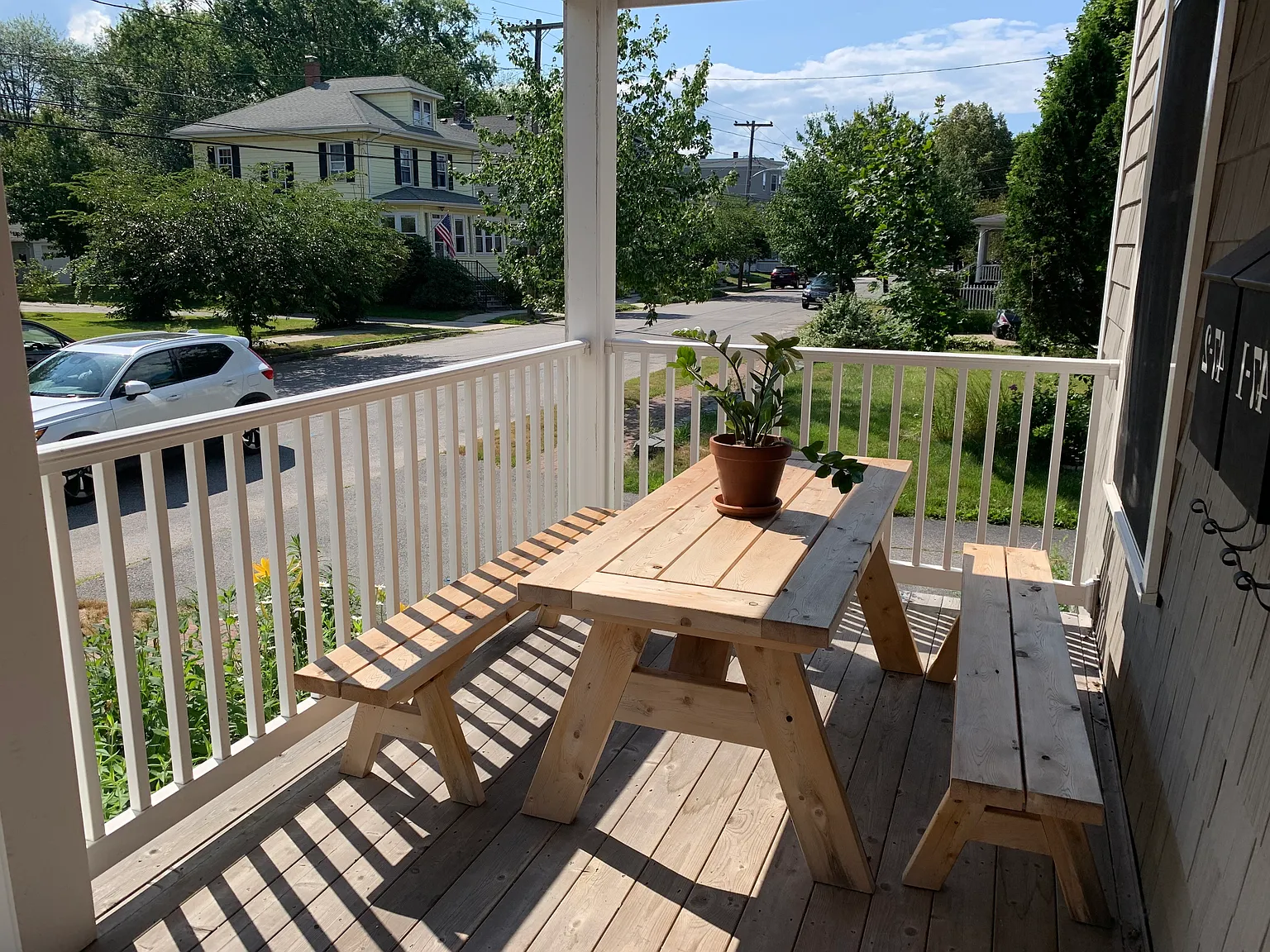 49 Whitney Ave — Photo 3
