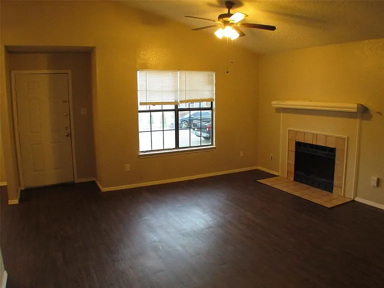 10311 Tamworth Dr — Photo 47