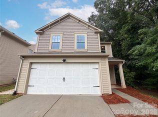 5304 Twin Brook Dr, Charlotte, NC 28269