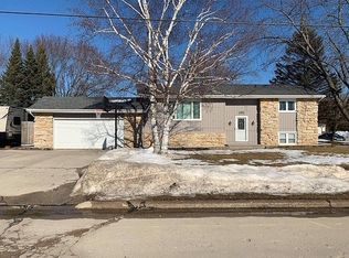 1525 Kellner St, Manitowoc, WI 54220