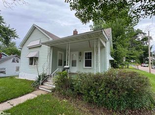 613 W Maple St, Centerville, IA 52544