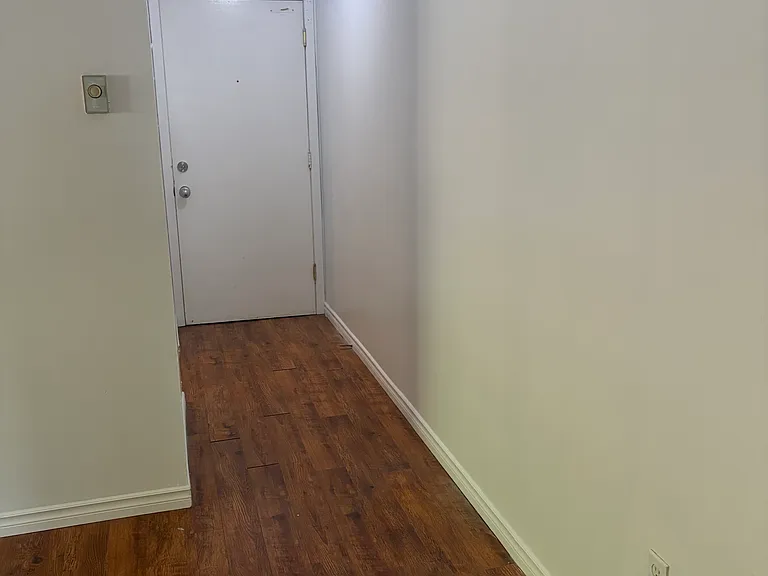 434 Palace Rd #14B — Photo 8
