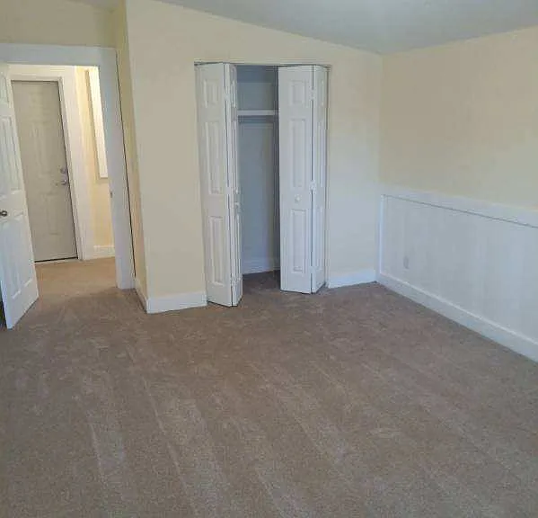 319 S Lee St #1 — Photo 15