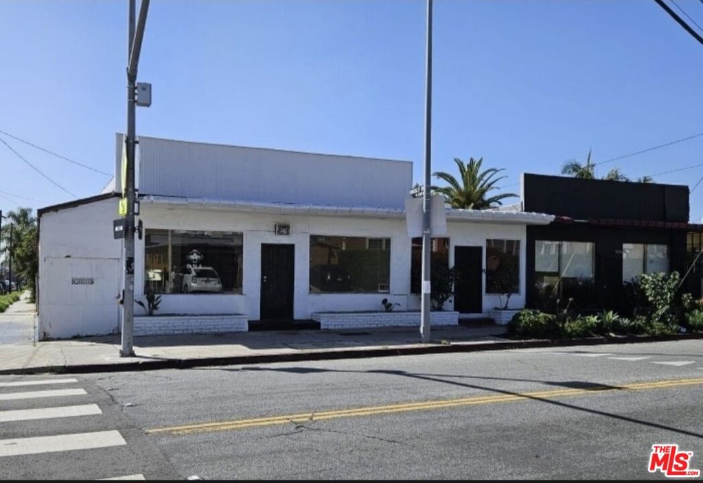 5200 Fountain Ave, Los Angeles, CA - View 2