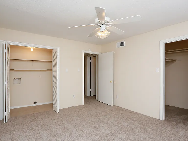 Patriot Forest Apartments — Photo 33