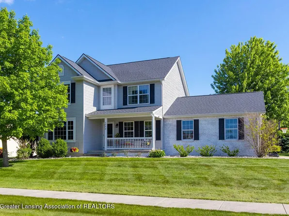 1776 Kahres Rd, Holt, MI 48842