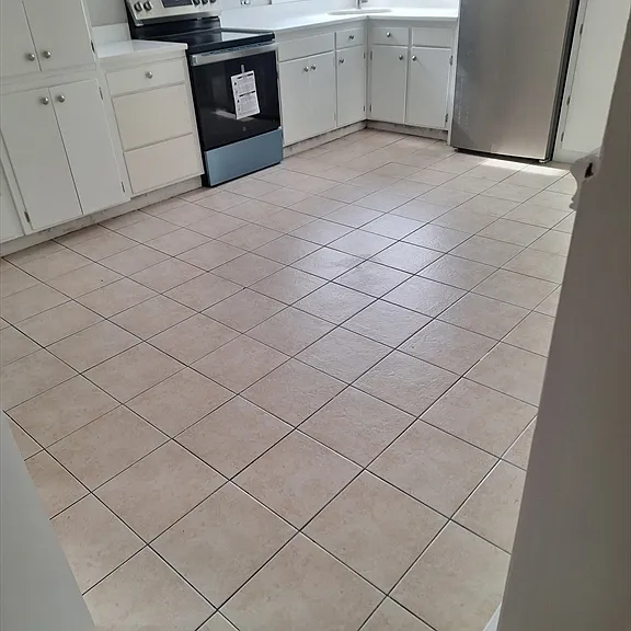 115 Clarence St #2 — Photo 3