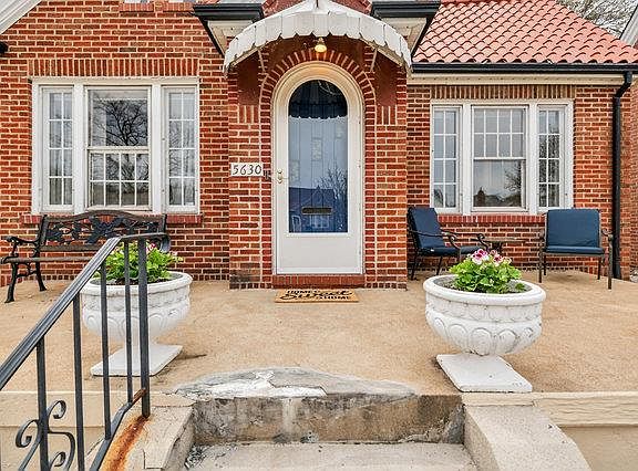 3rd image of 5630 Lisette Ave