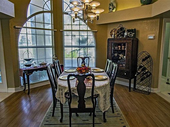 5th image of 5485 Oakmont Dr