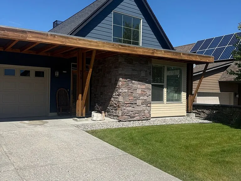 972 Knolls Dr — Photo 2