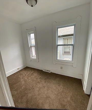 2nd image of 3433 Carlyle Ave