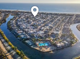 222 Cedar St #B, Newport Beach, CA 92663