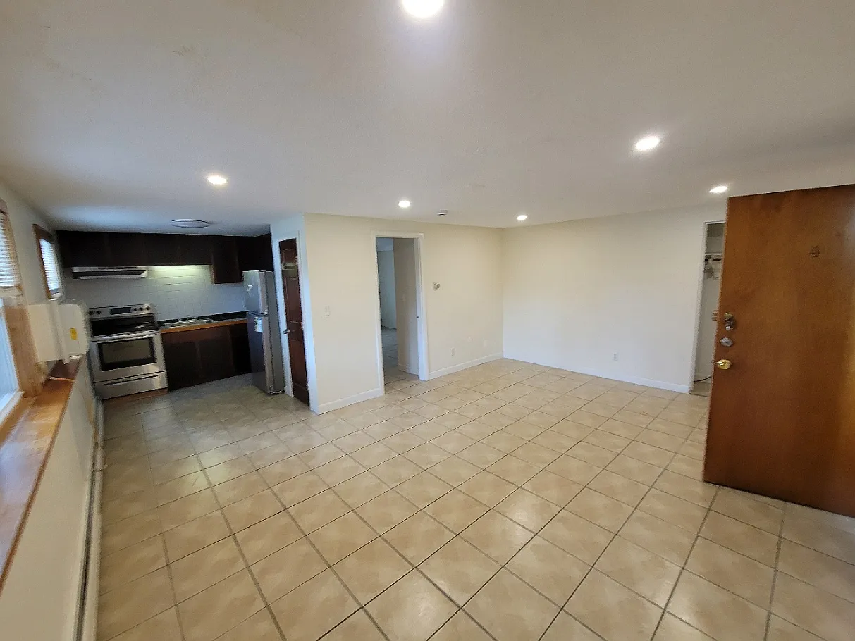 1 bed, 550 sqft, $2,000 — Photo 2
