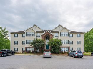 125 James Rd UNIT 2B, High Pt, NC 27265
