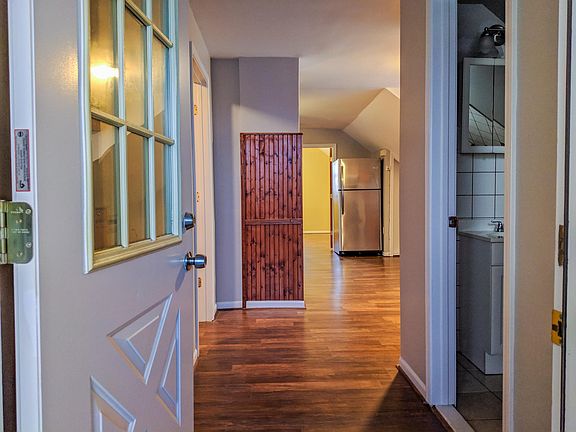3rd image of 9800 Dequindre St Unit B