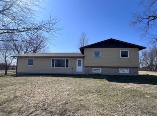 19837 Blue Goose Rd, Morrison, IL 61270