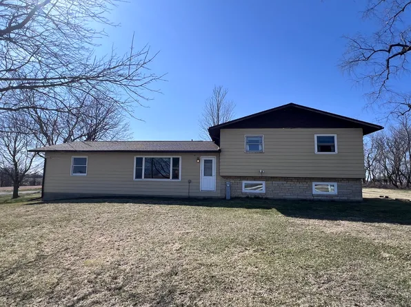 19837 Blue Goose Rd, Morrison, IL 61270