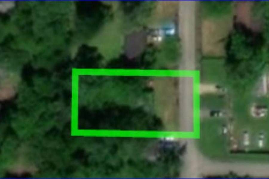 2nd image of 817 Clark St