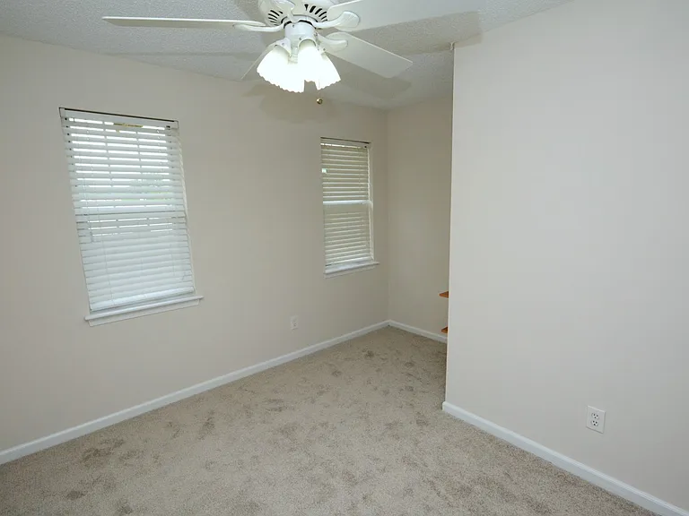1217 Reardon Cir — Photo 12