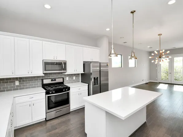 308 Palmer St, Houston, TX 77003