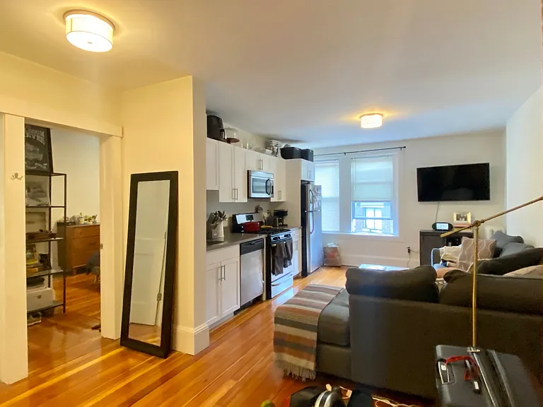 83 Harvard St #29 — Photo 5