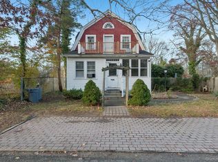 83 Elm Road E, Mastic Beach, NY 11951