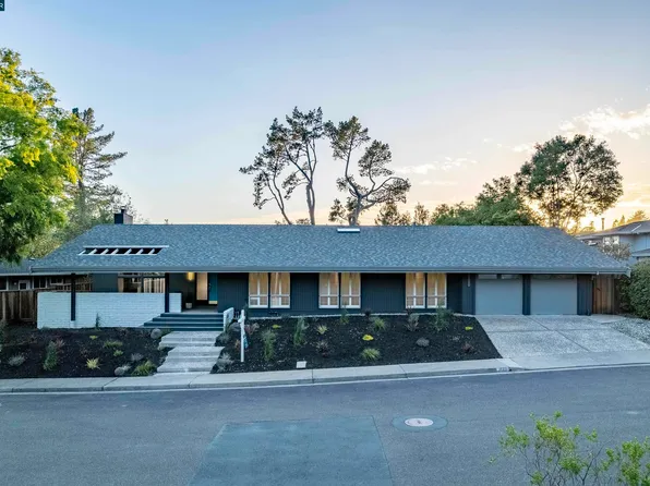 710 Crossbrook Dr, Moraga, CA 94556