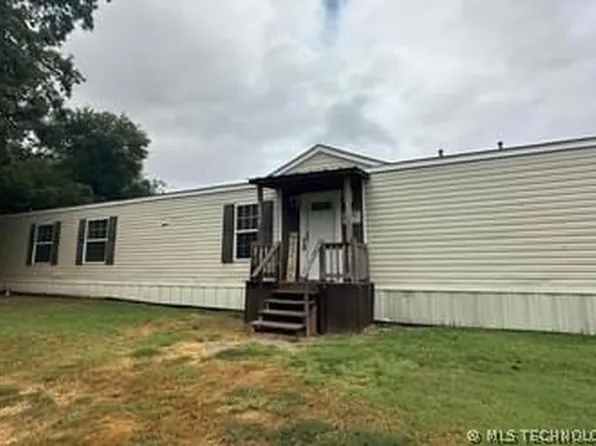 908 N Gardner Ave, Wynnewood, OK 73098