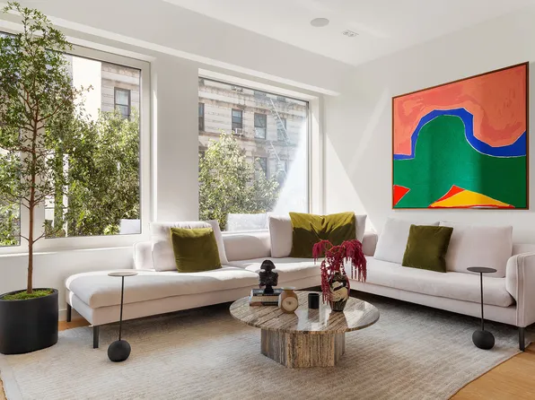 32 East 1st Street image 1 of 24